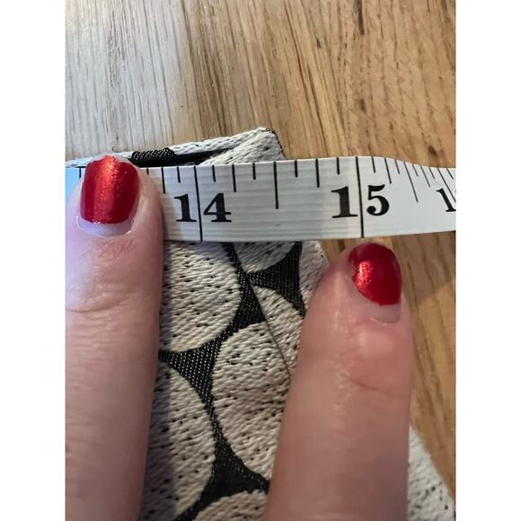 NWT J.Crew Honeycomb Polka Dot Mini Skirt Pencil White Black Women's 2 Holiday - Picture 5 of 9